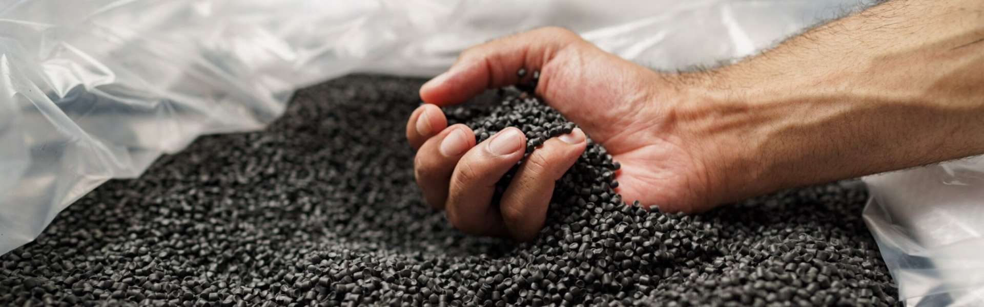 Spuitgiet granulaat recycling AKF Plastics Nederland