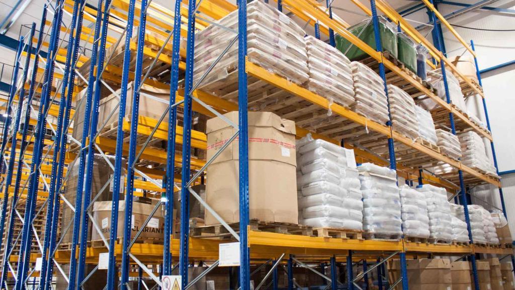 voorraadbeheer en opslag ruimte AKF plastics
