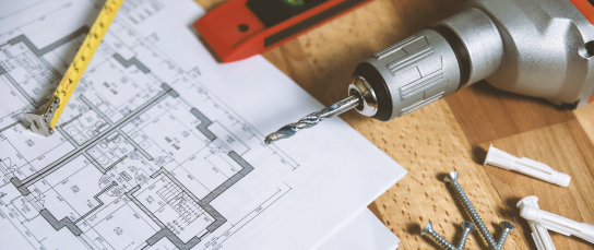 Spuitgieten van plastic onderdelen voor de bouw en constructie sector bij AKF Plastics